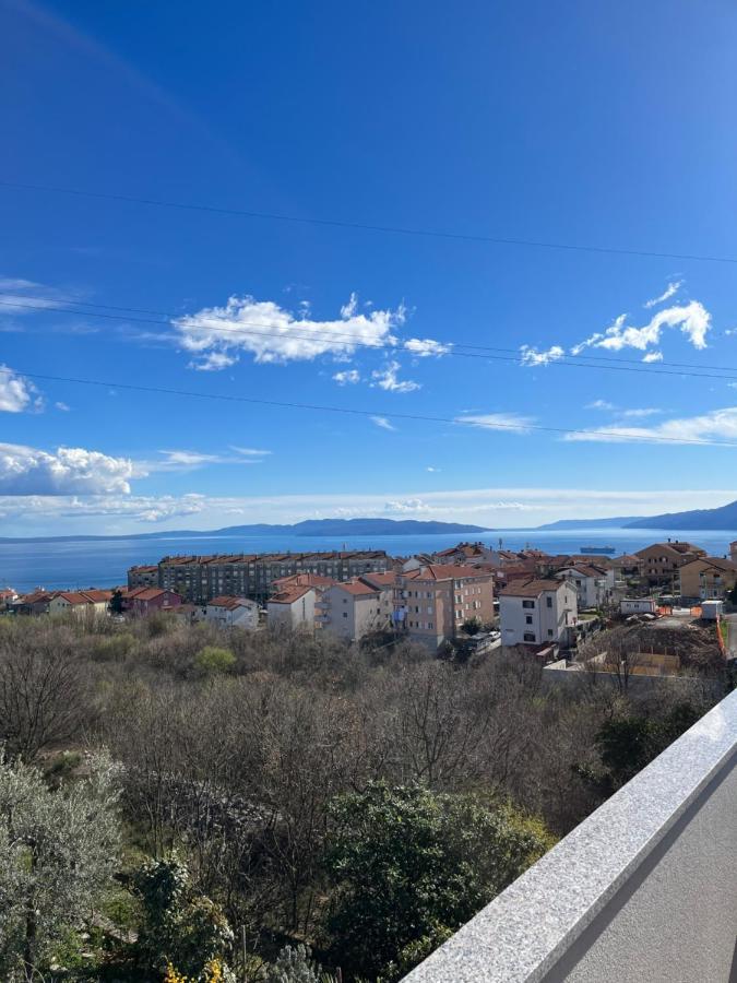 Apartman Totale Рийека Екстериор снимка